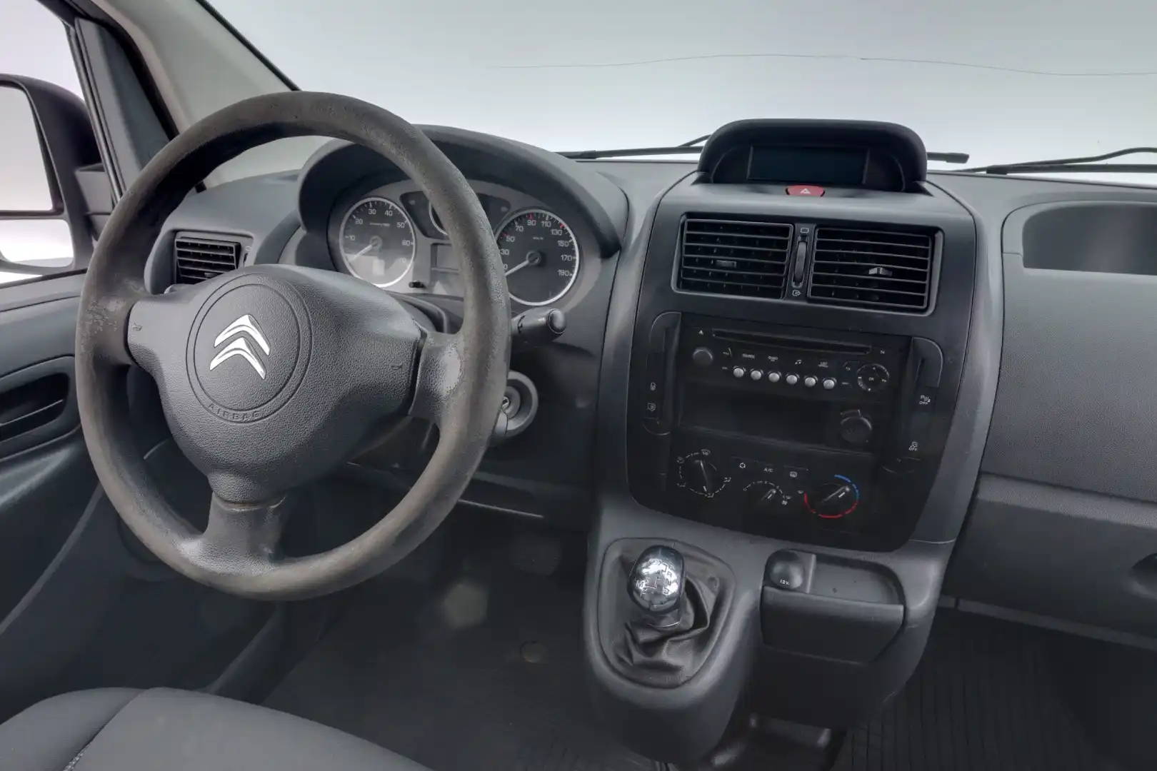 car-image