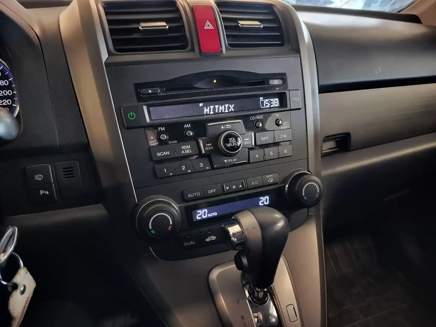 car-image