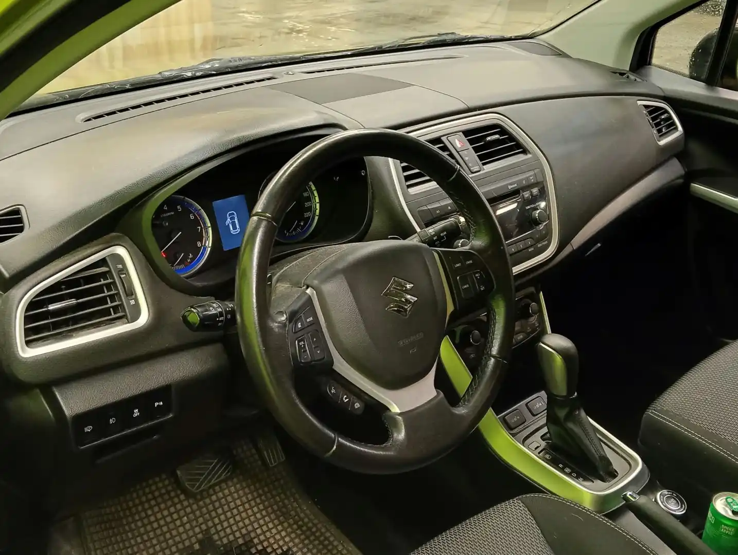 car-image