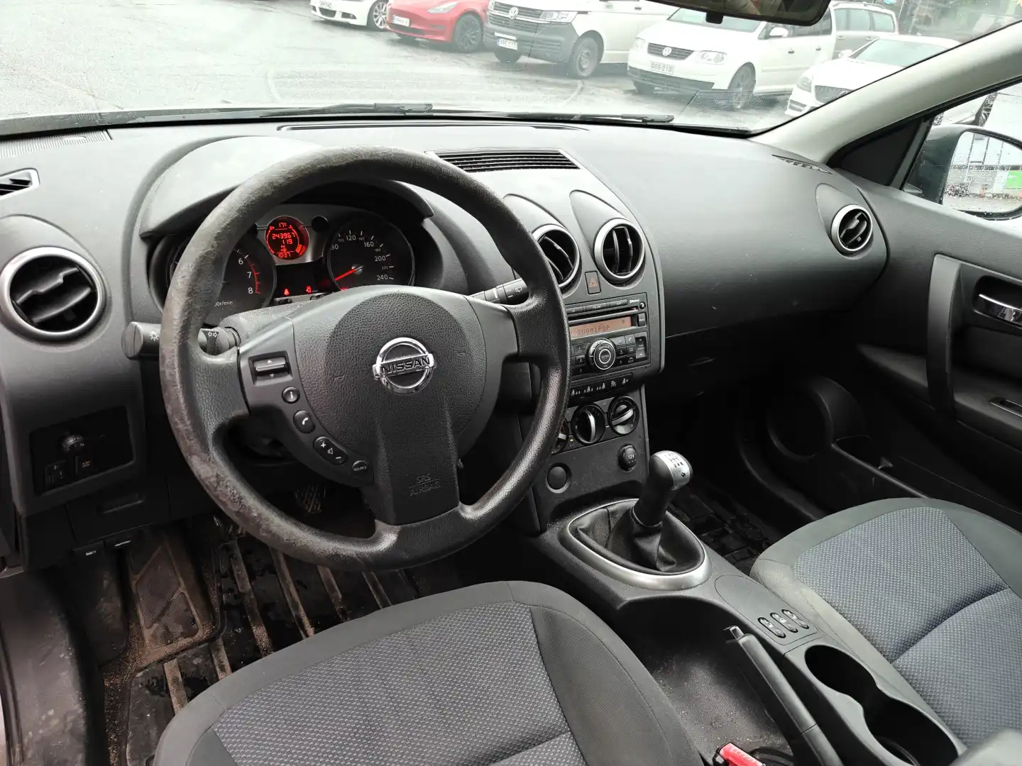 car-image