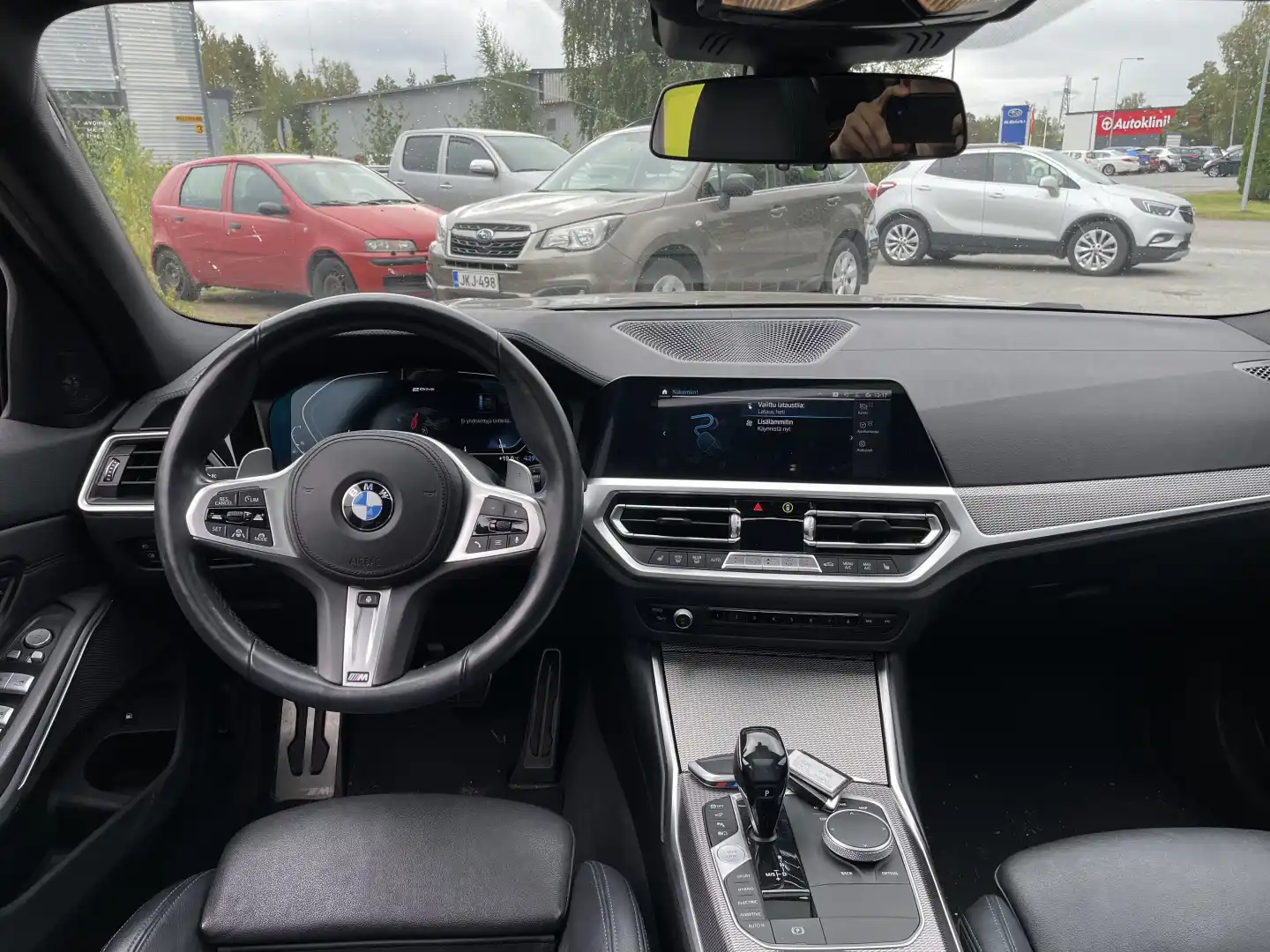 car-image