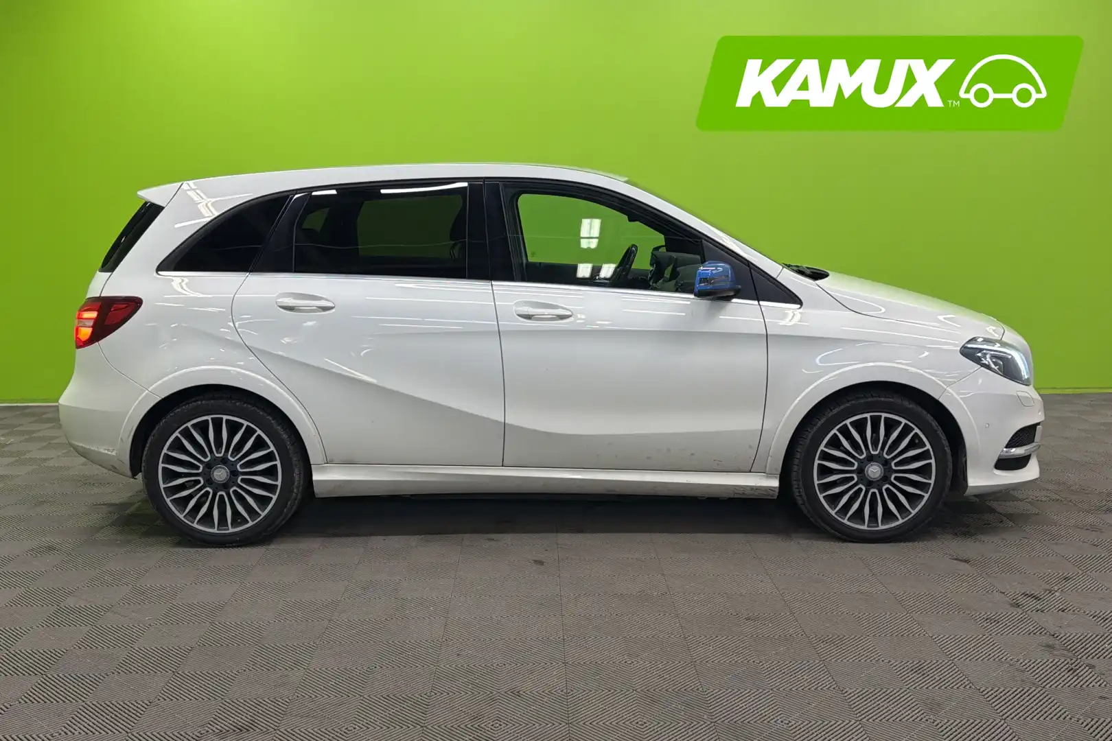 car-image