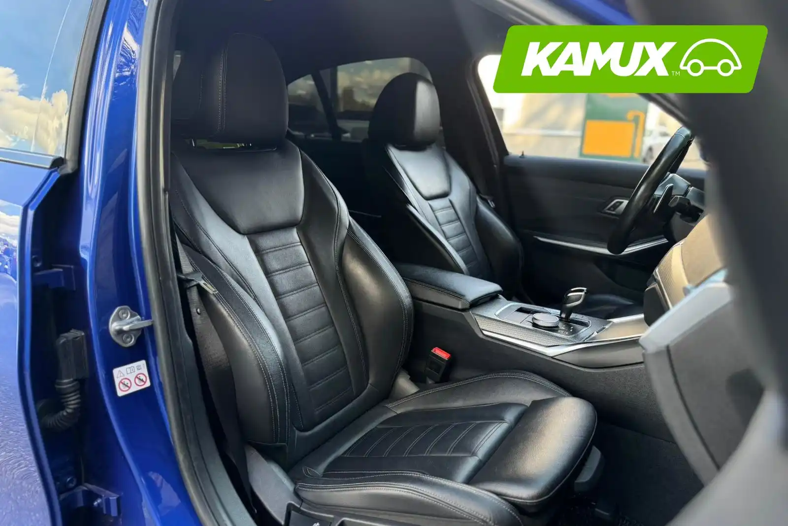 car-image