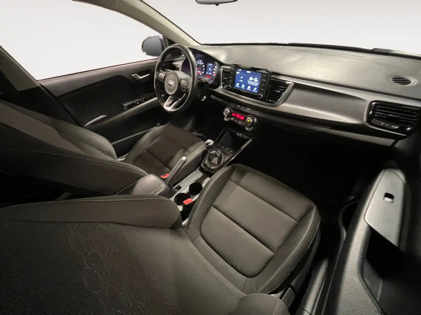 car-image