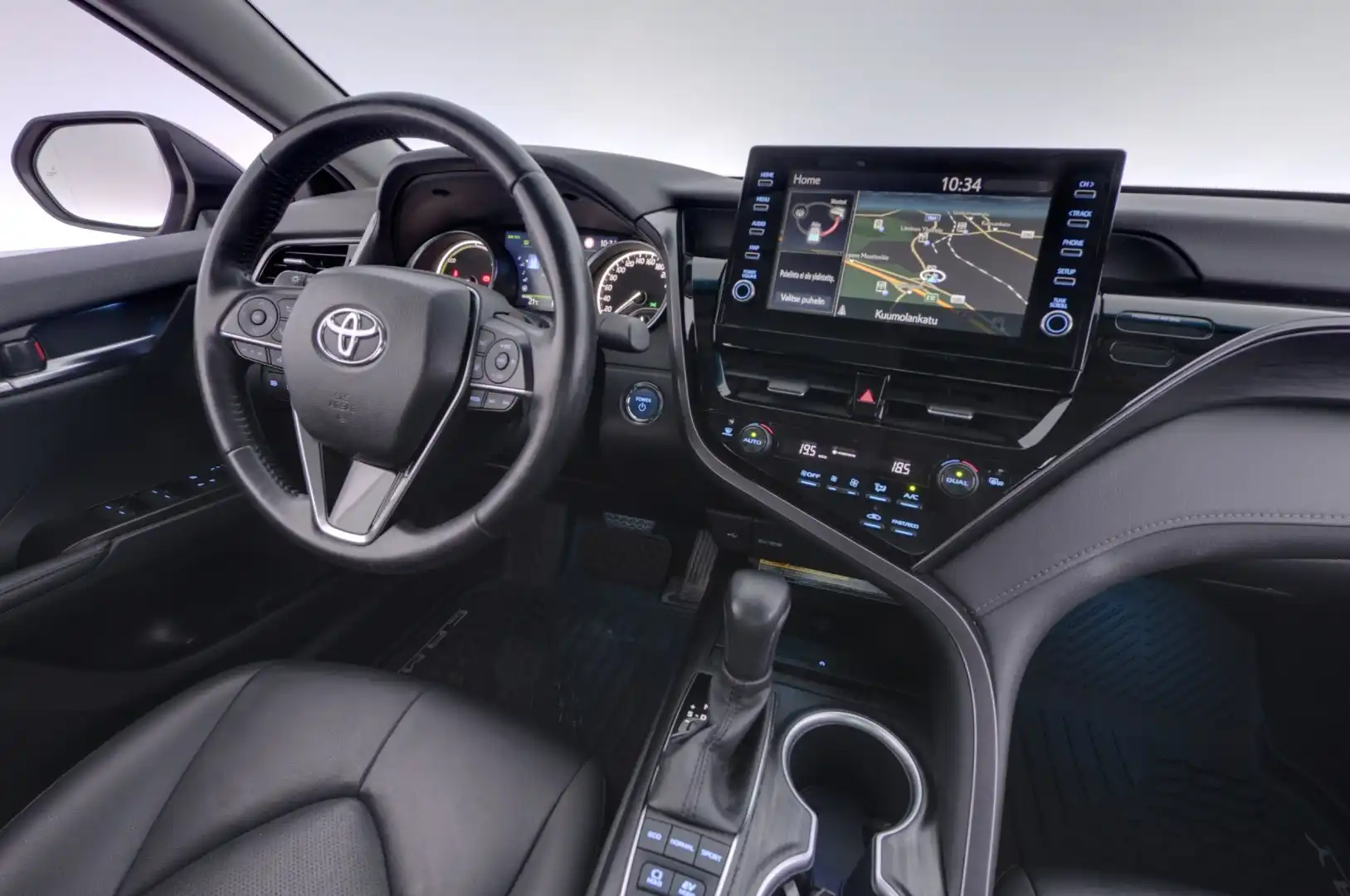car-image