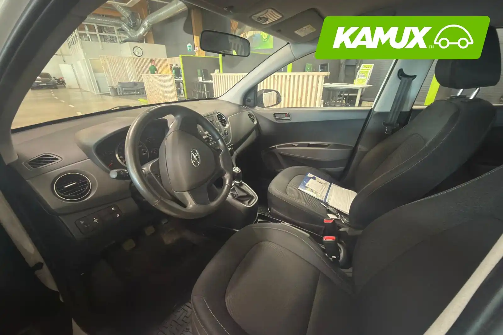 car-image