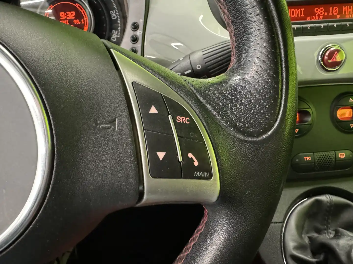 car-image