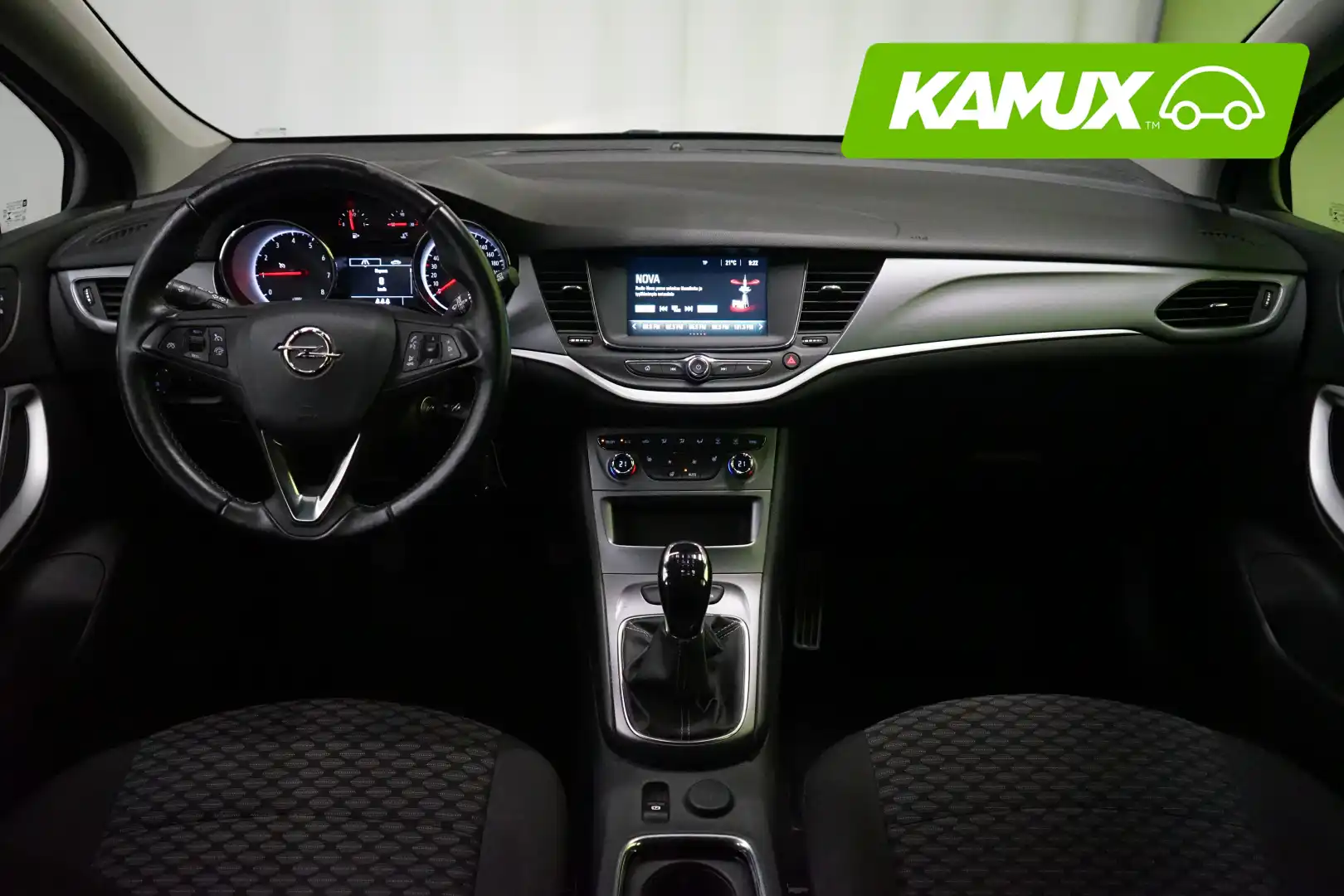car-image