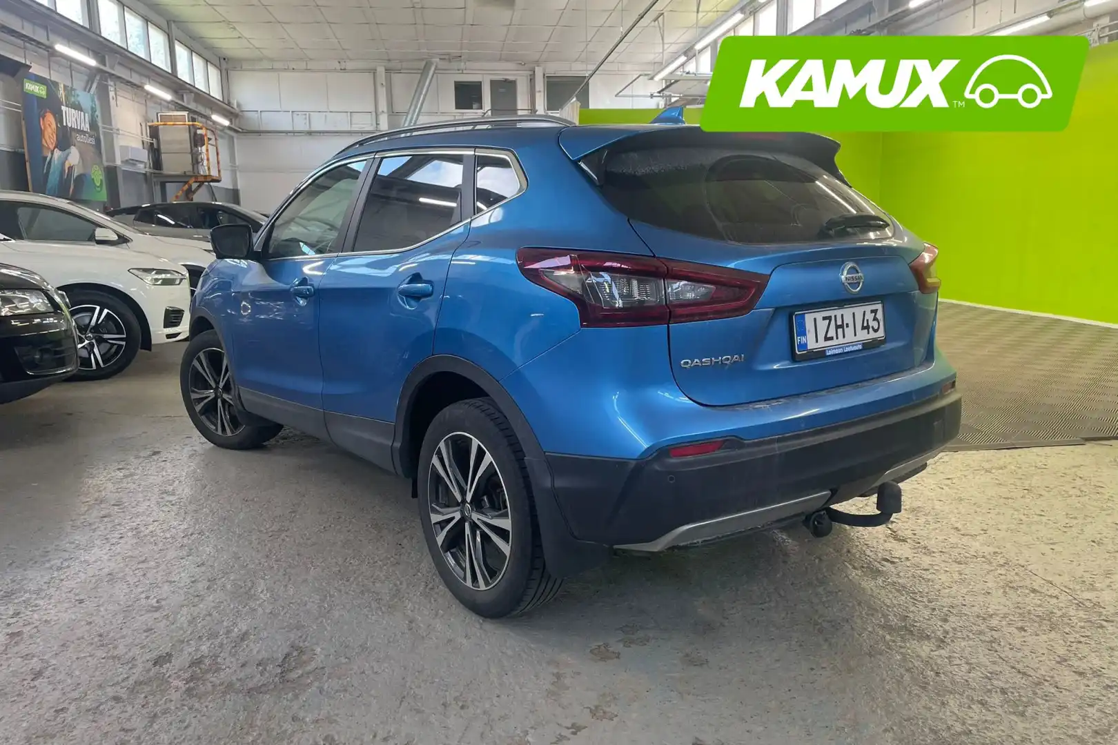car-image