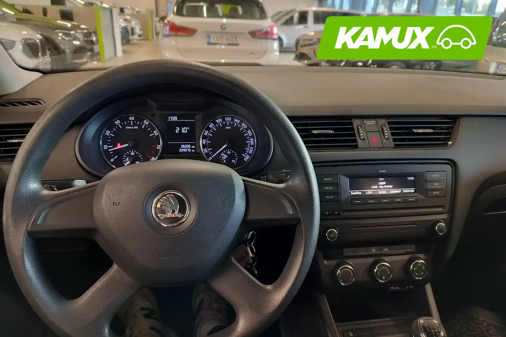 car-image