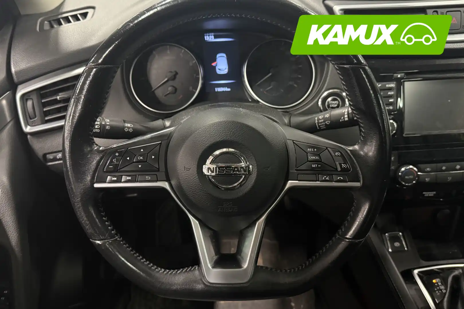 car-image