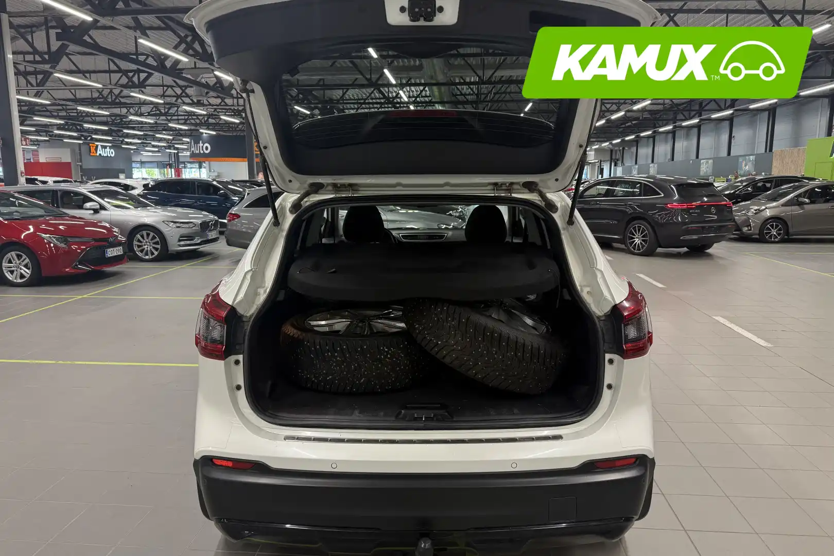 car-image