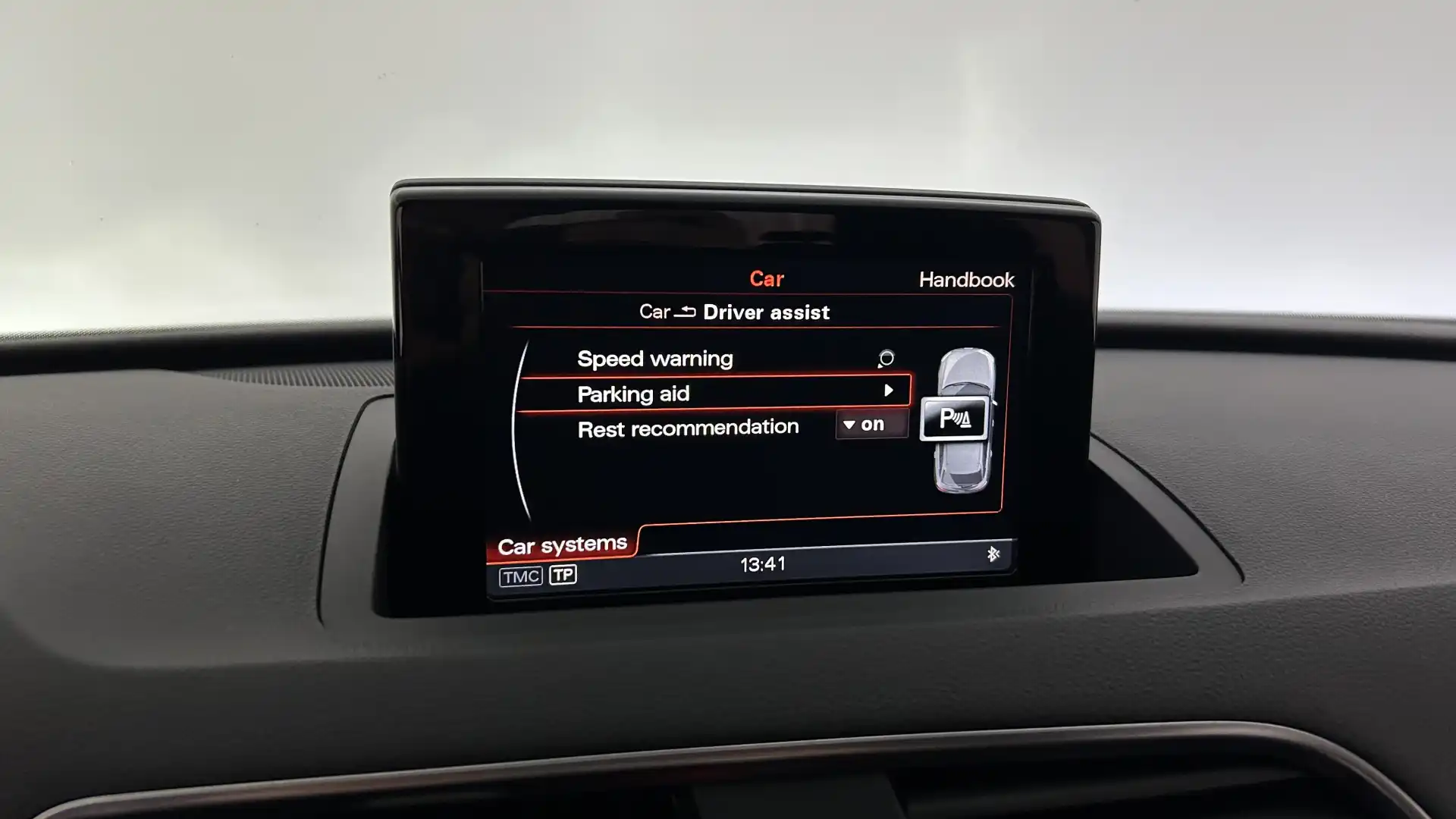 car-image