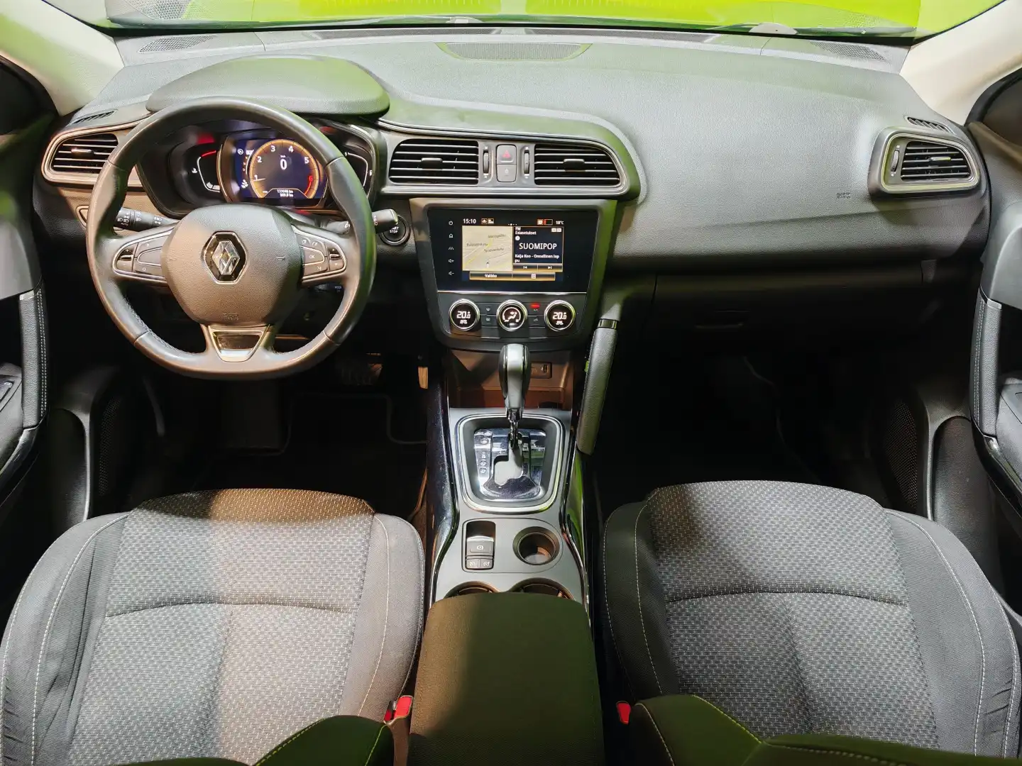 car-image