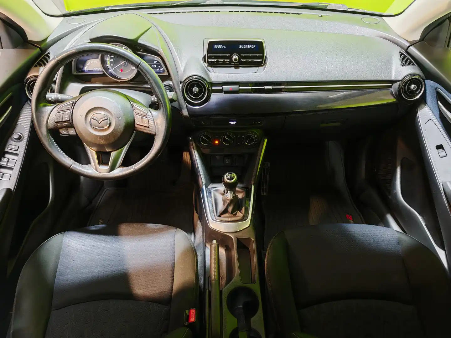 car-image