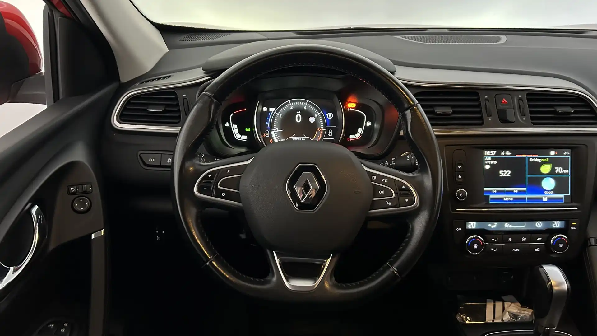 car-image