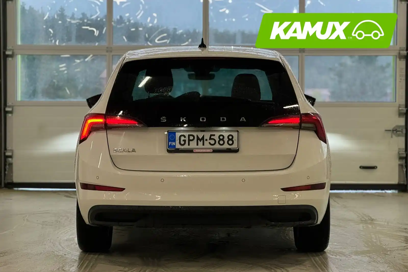 car-image