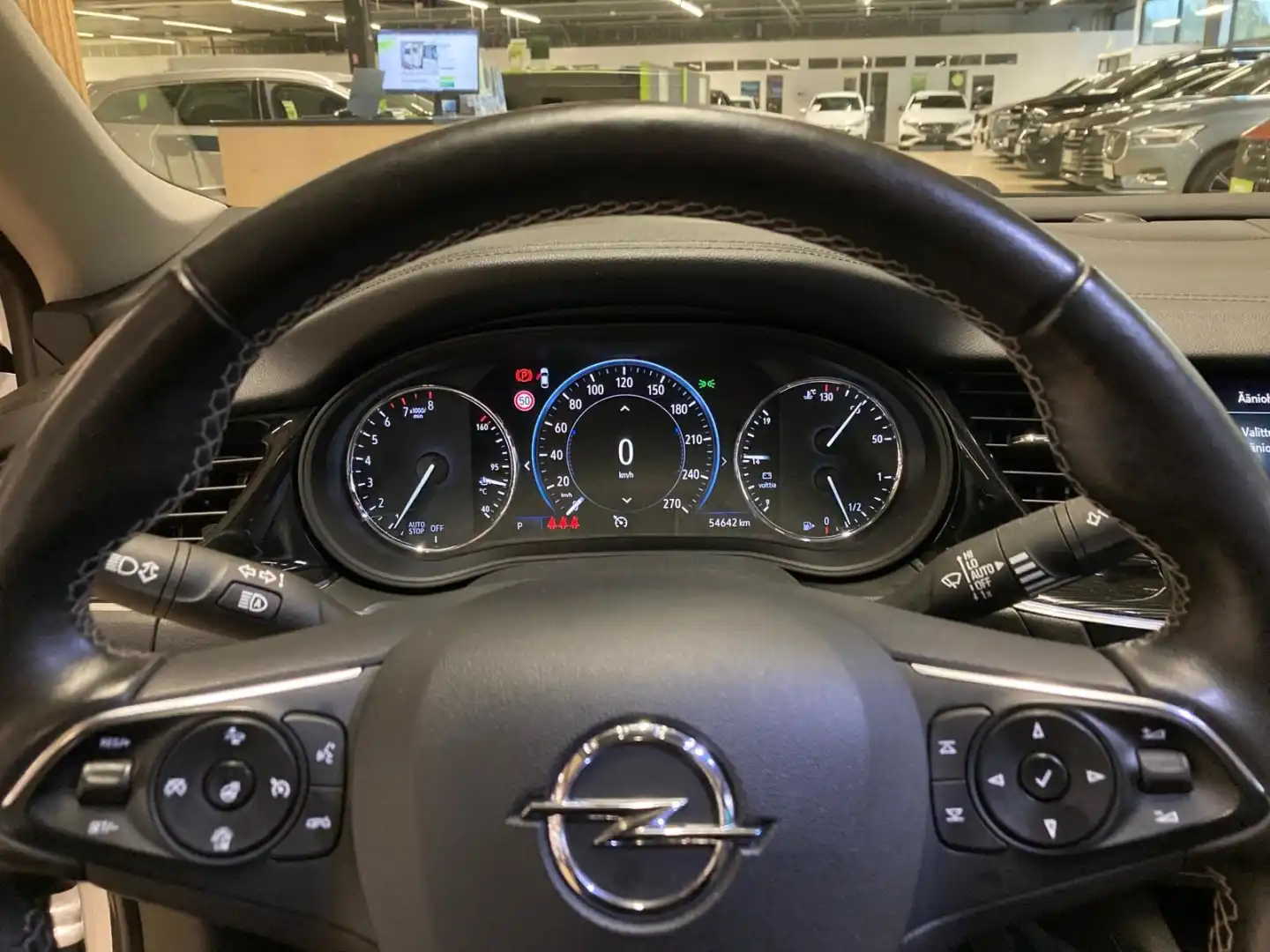 car-image