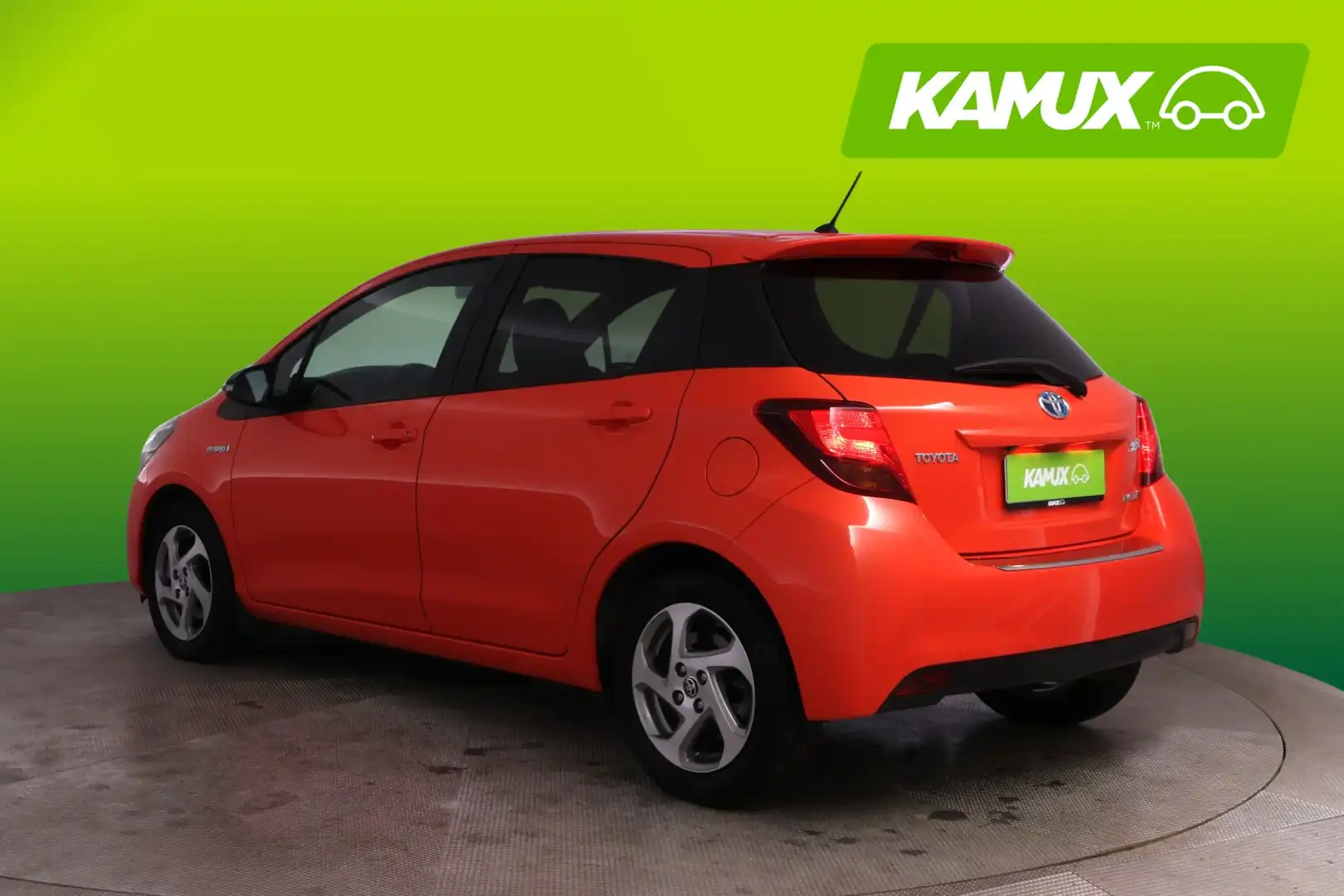 car-image