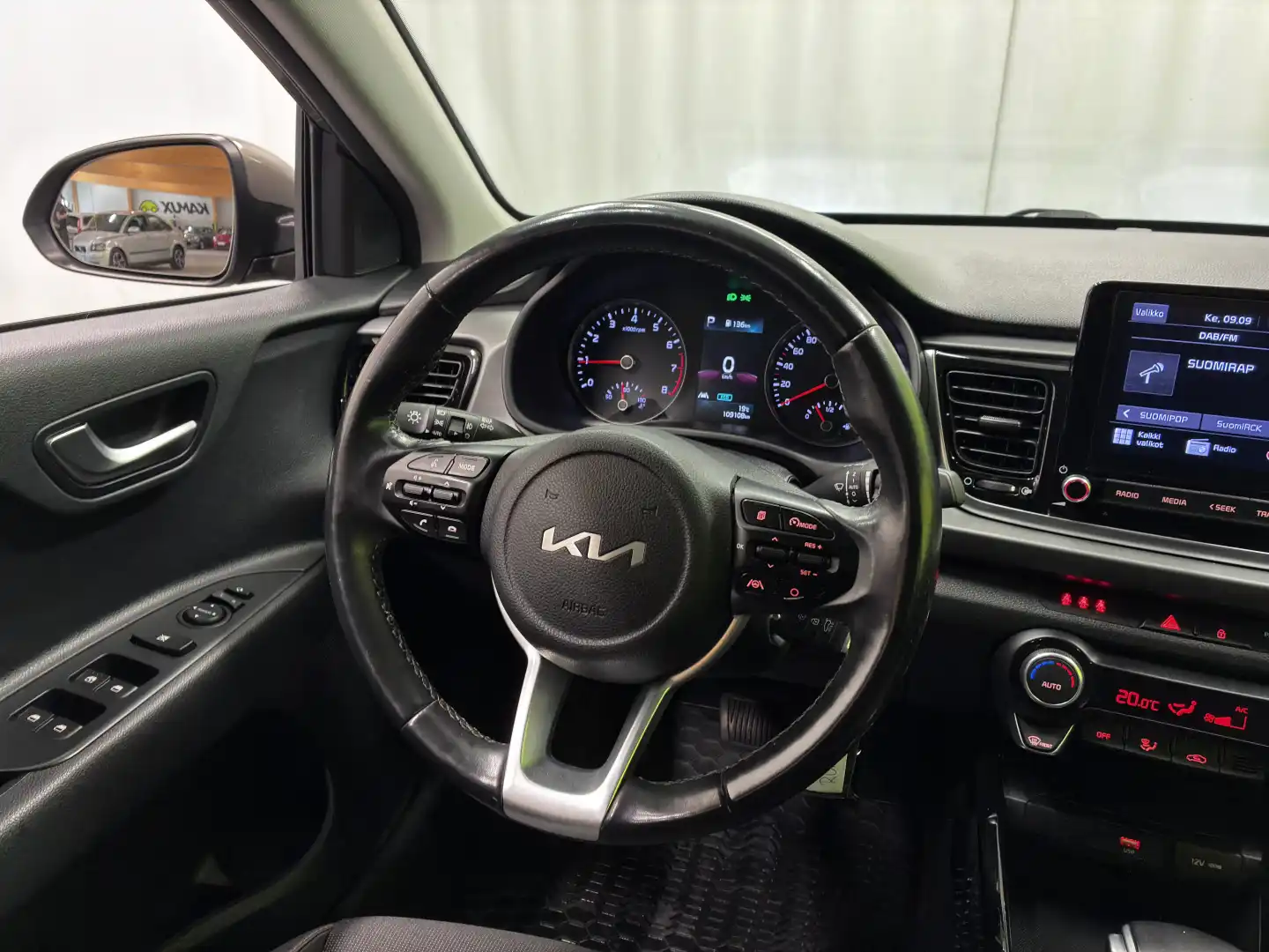 car-image