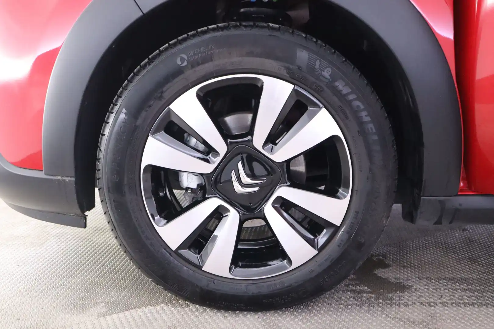 car-image