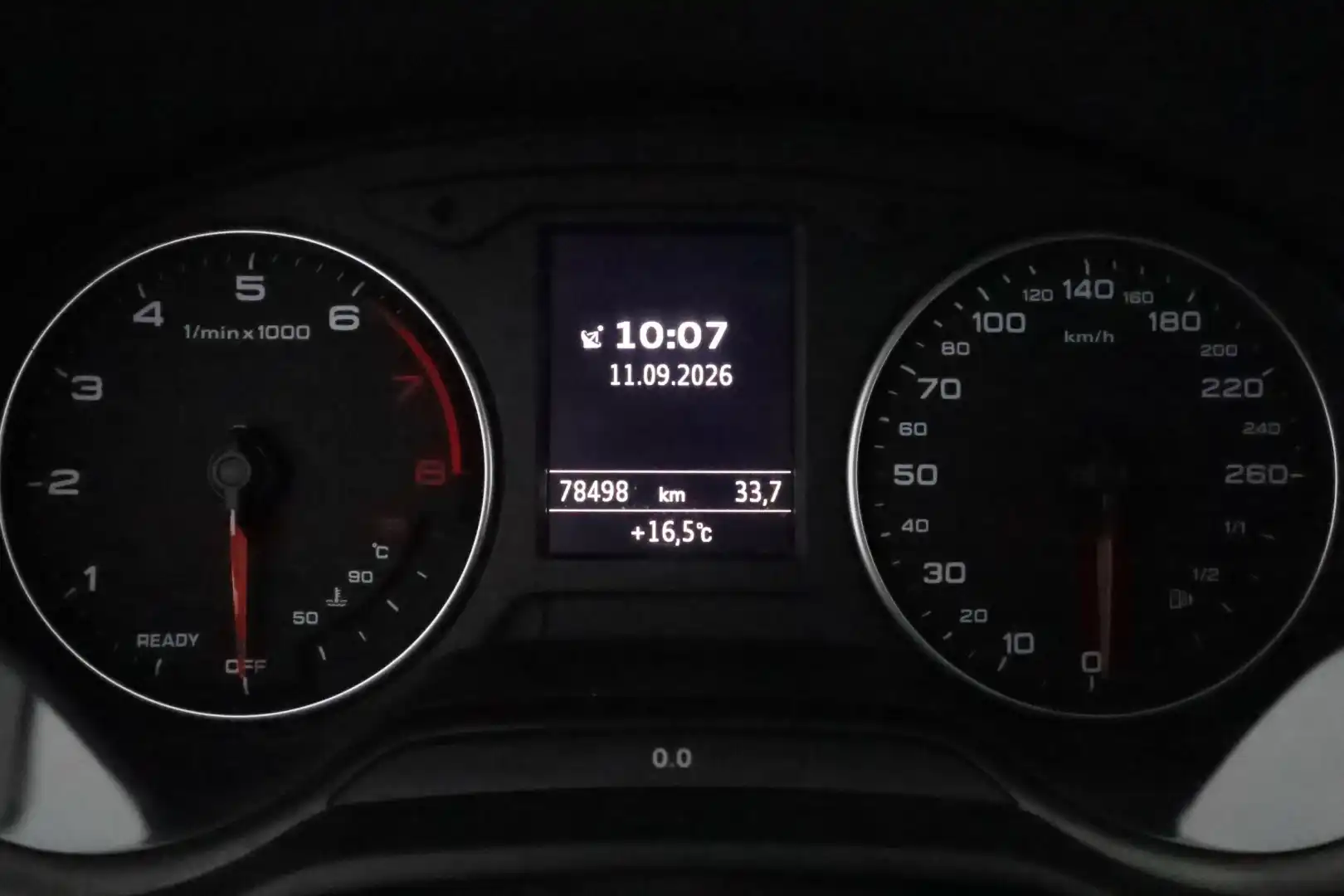 car-image