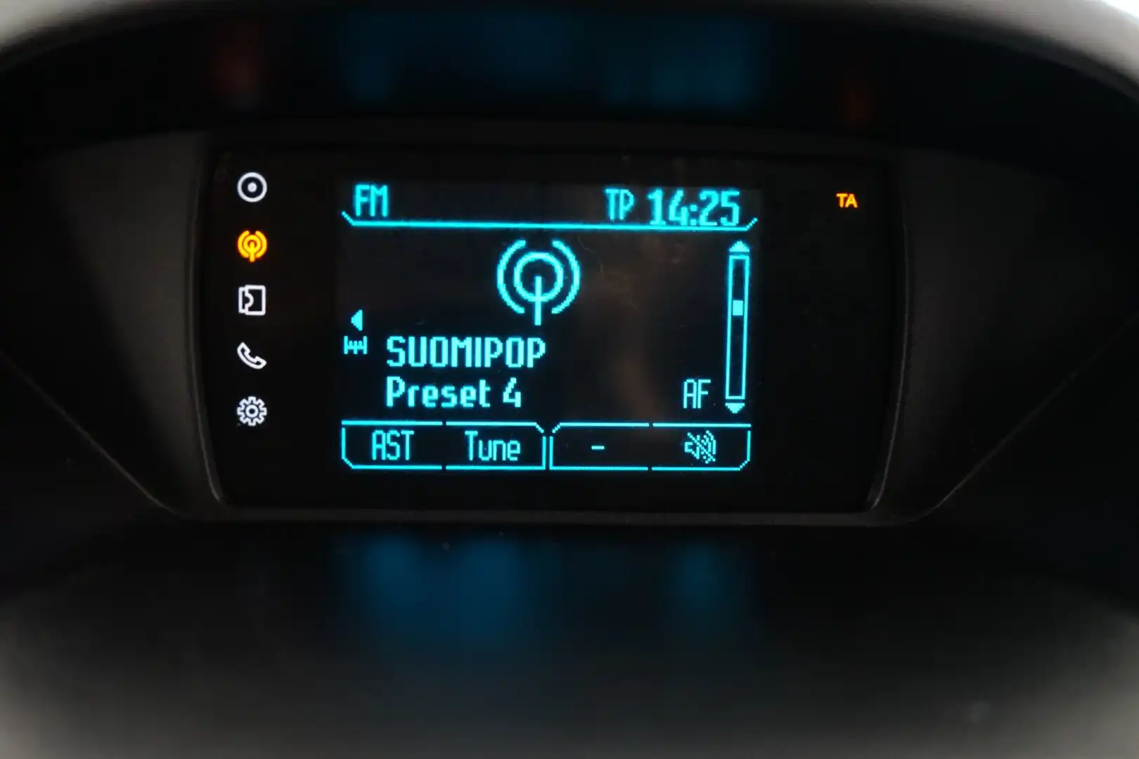 car-image