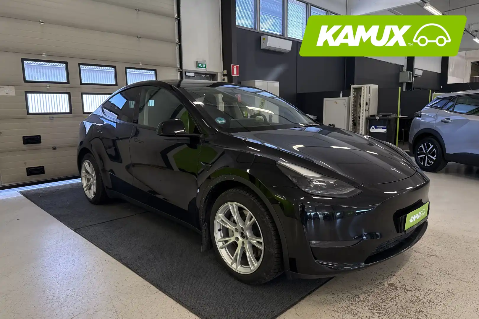 car-image