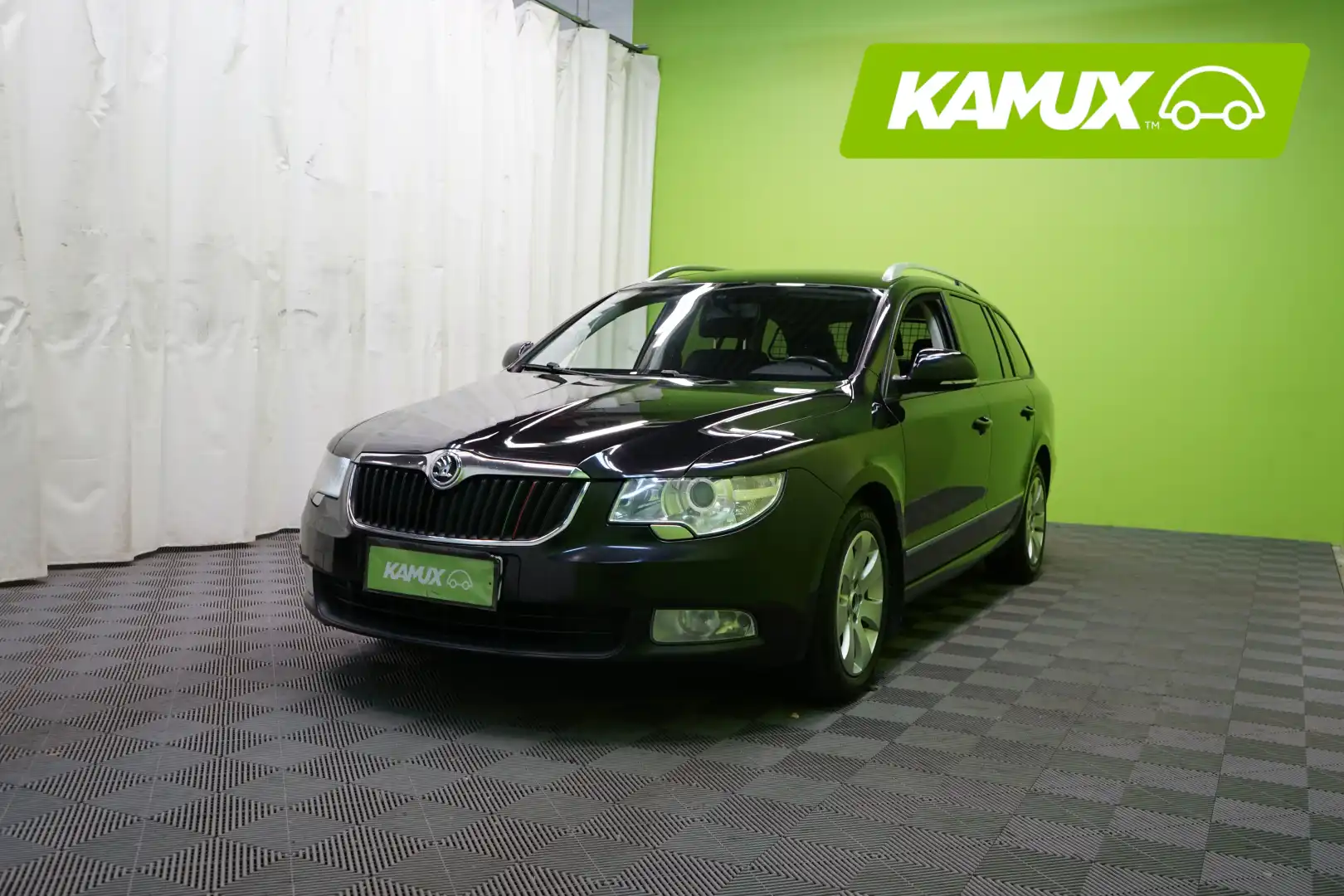 car-image