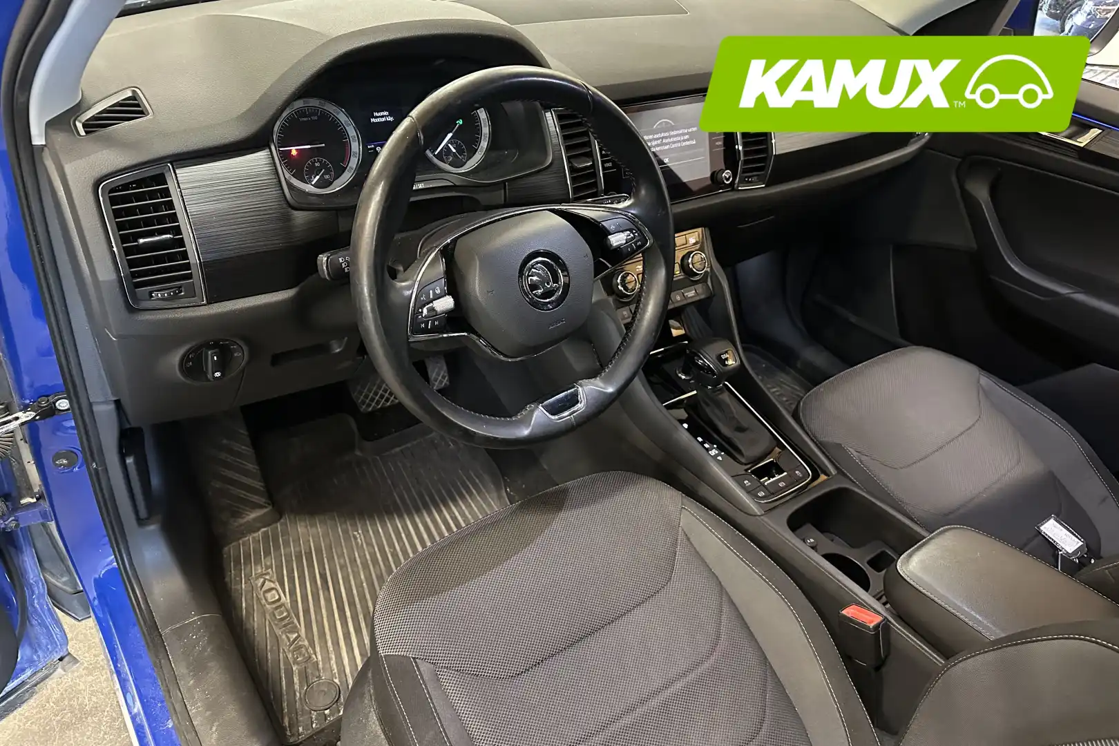 car-image
