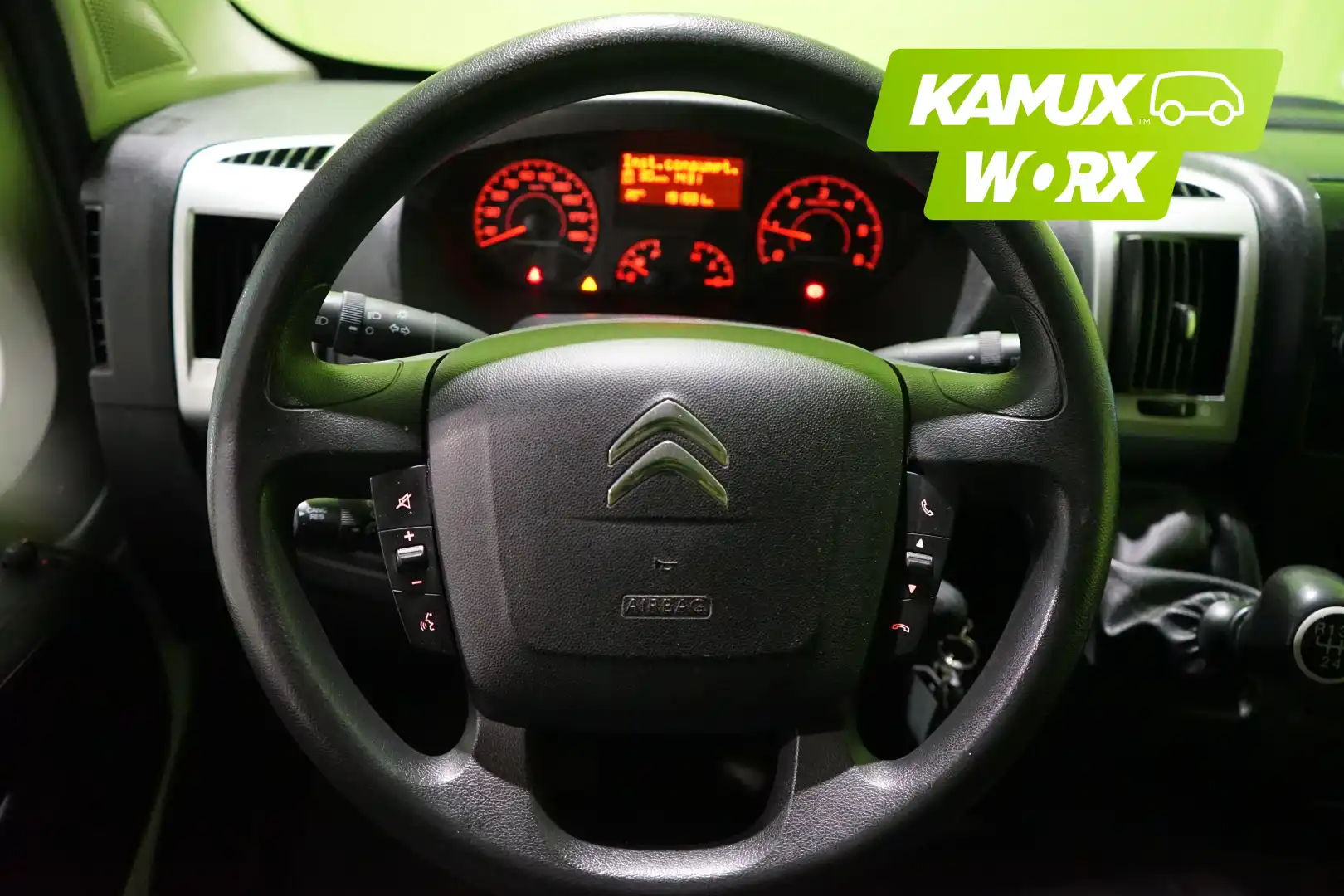 car-image