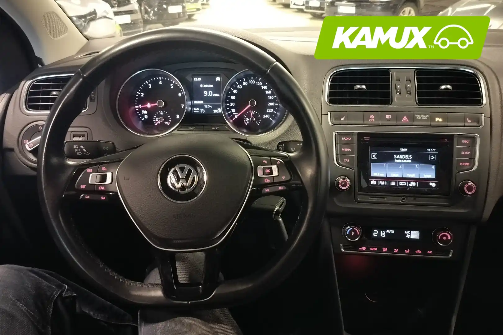 car-image