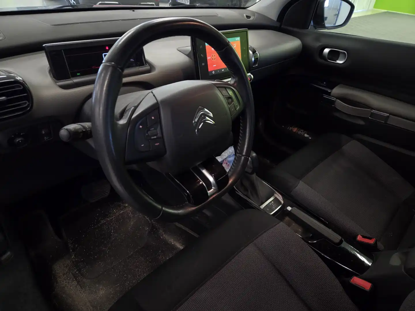 car-image