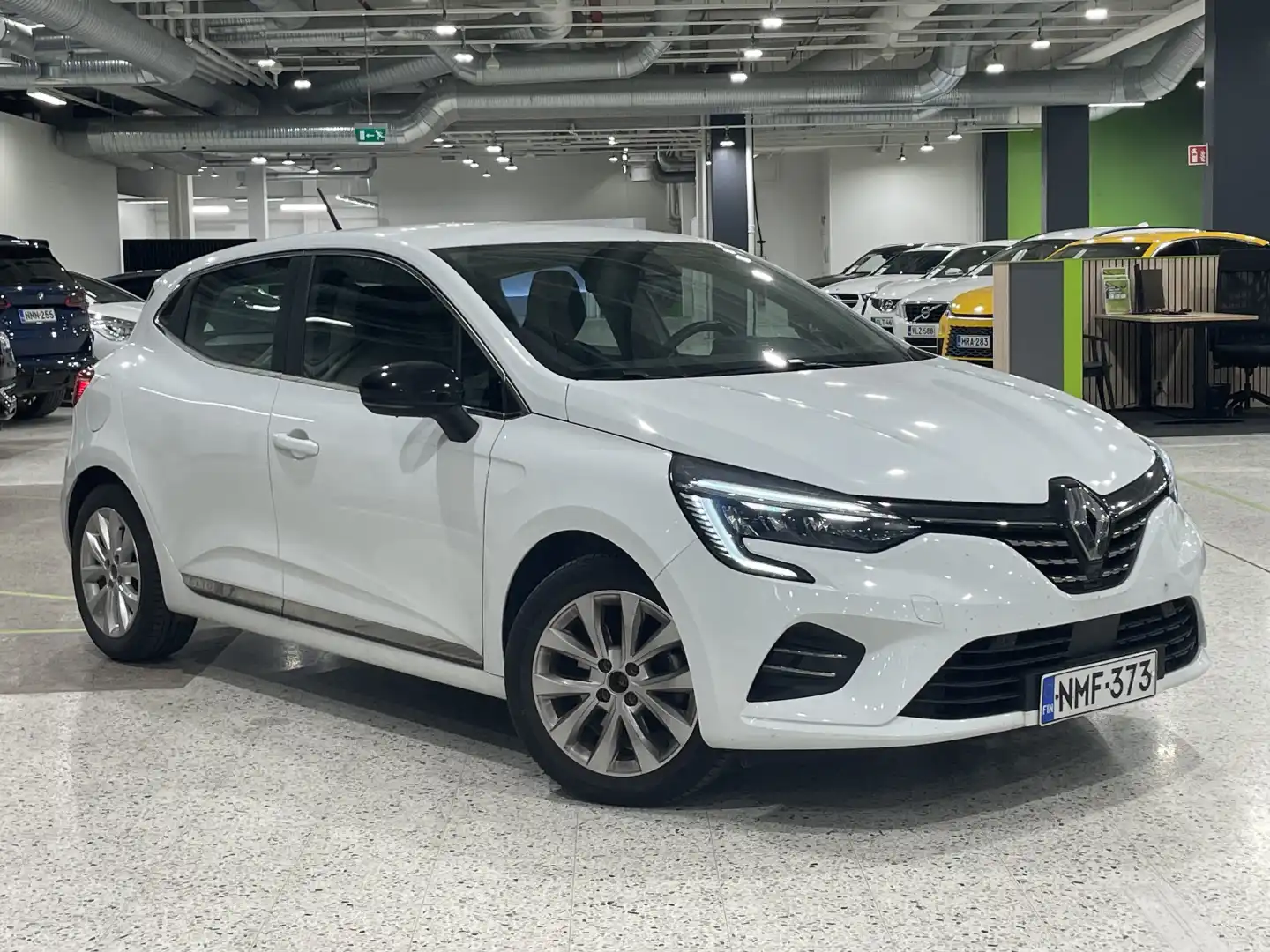 car-image