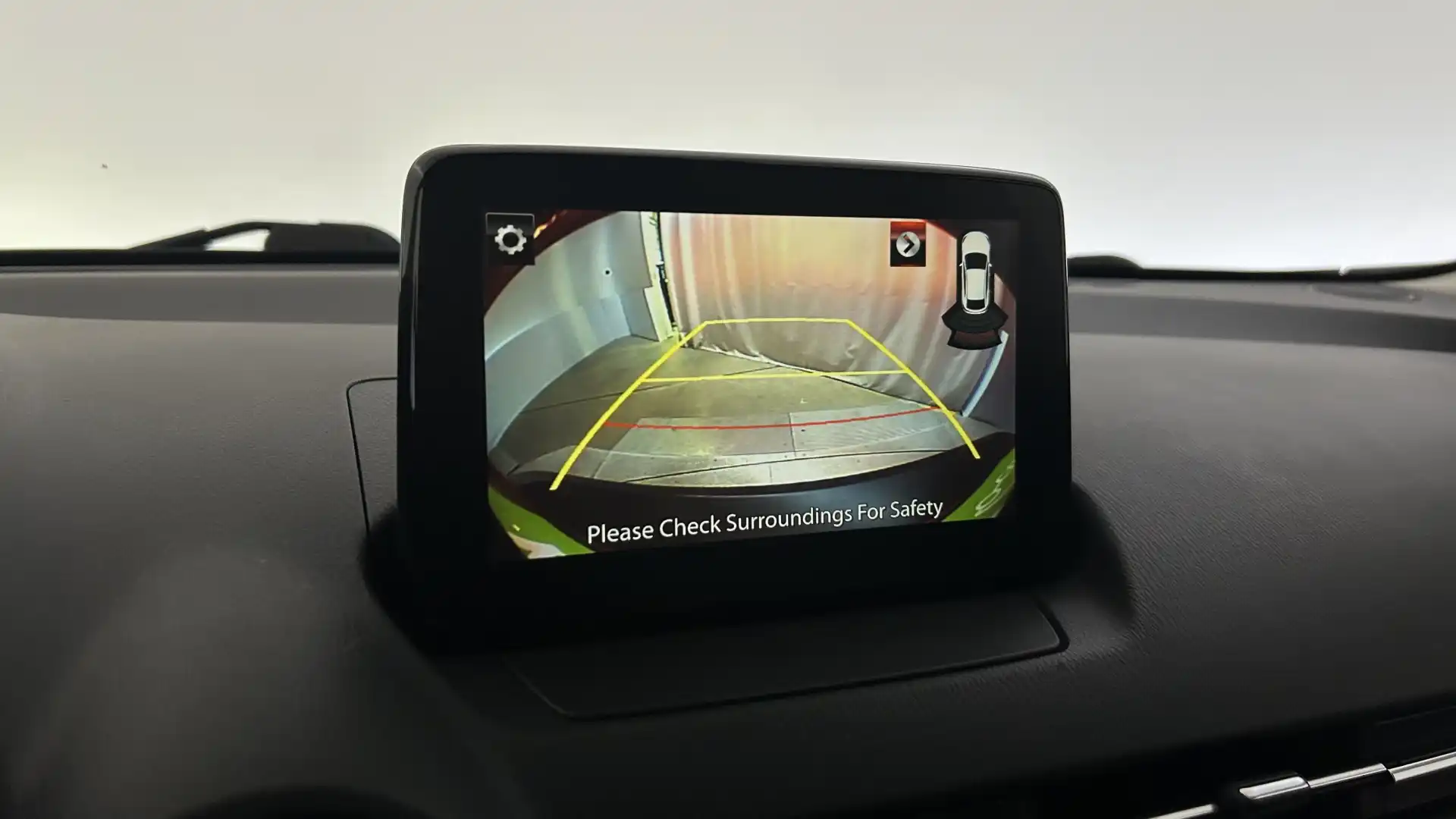 car-image