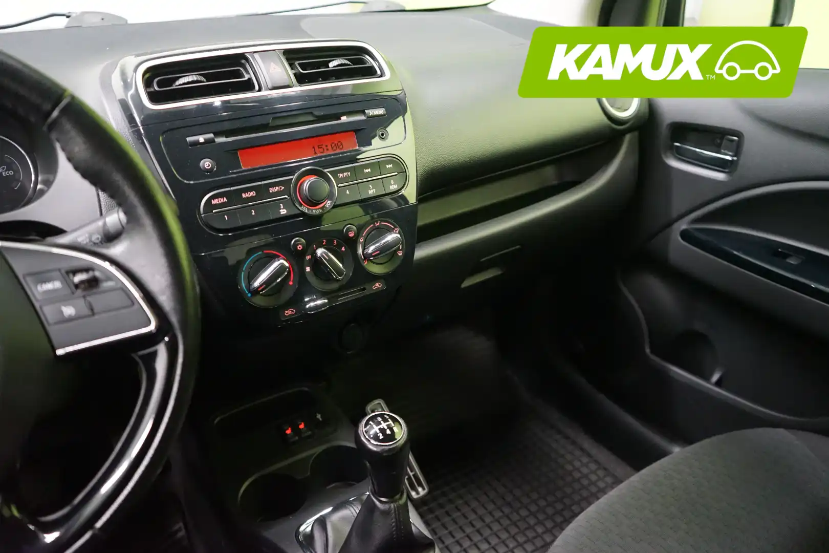 car-image