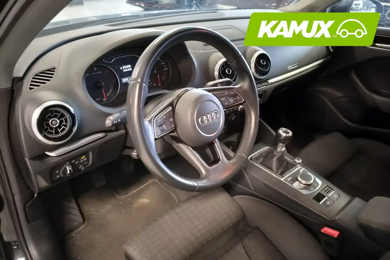 car-image