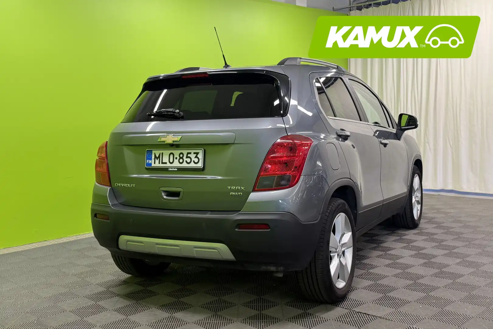 car-image