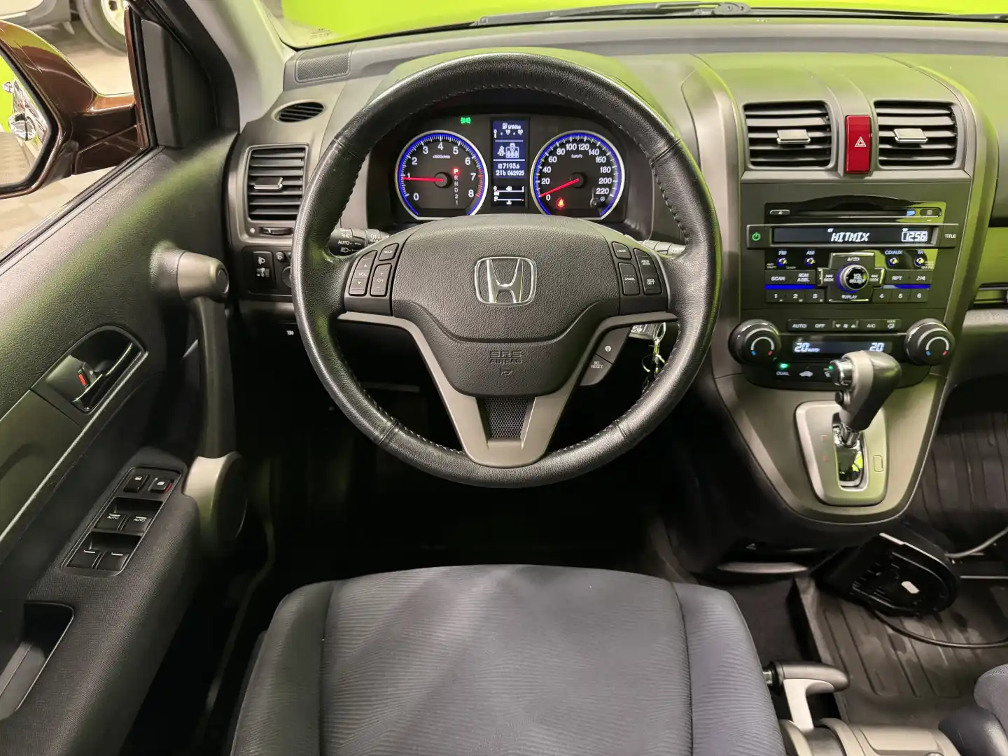 car-image