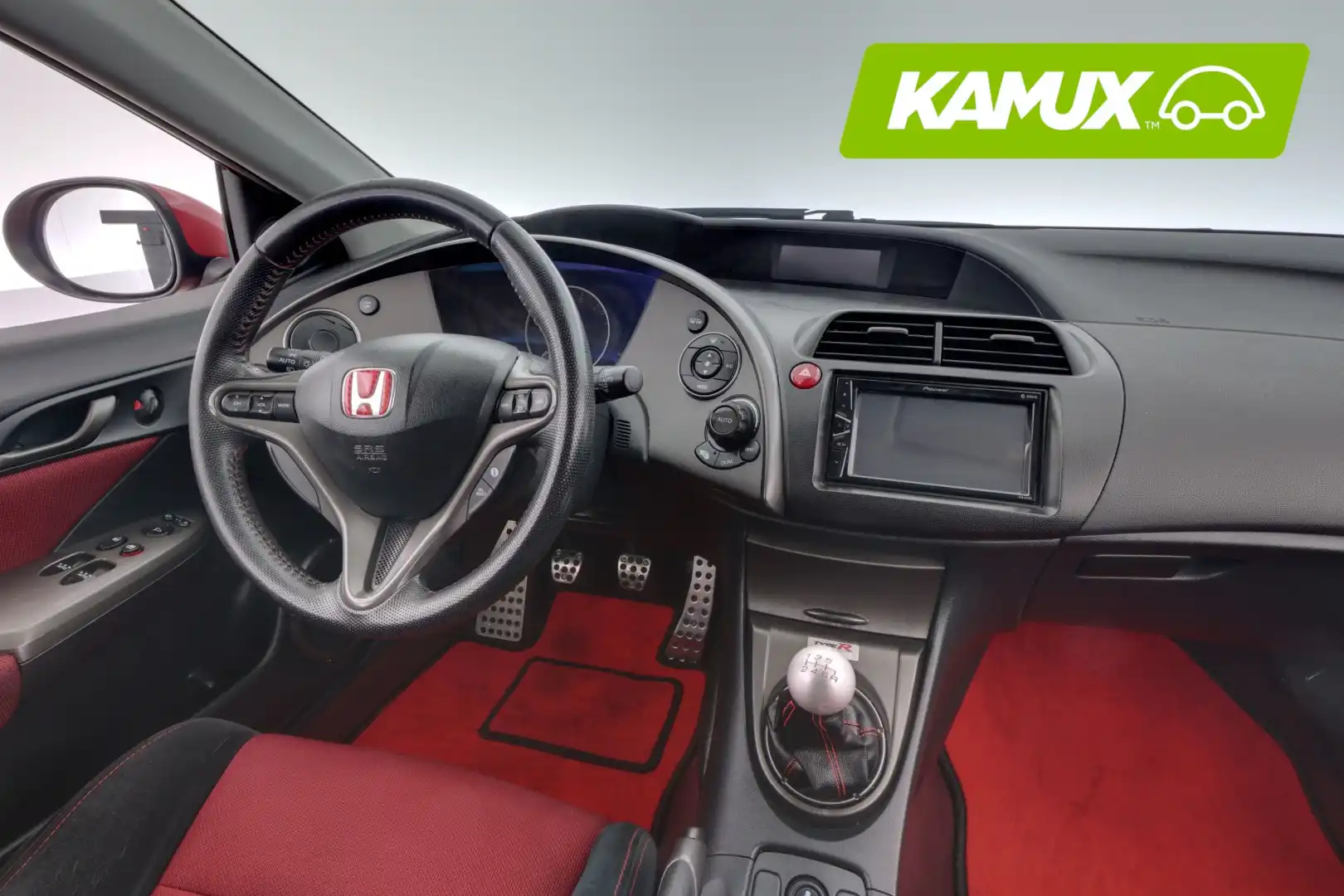 car-image
