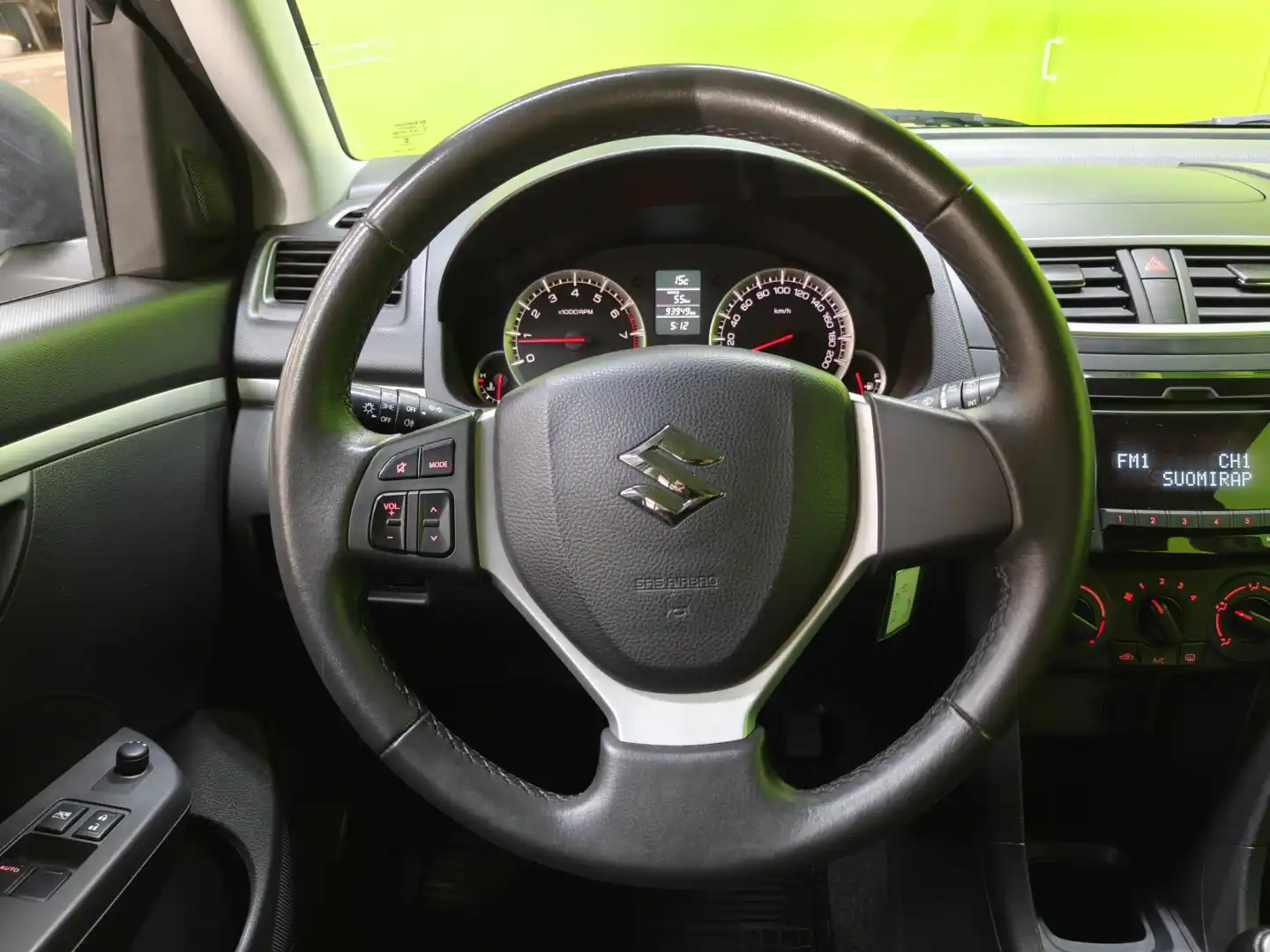 car-image