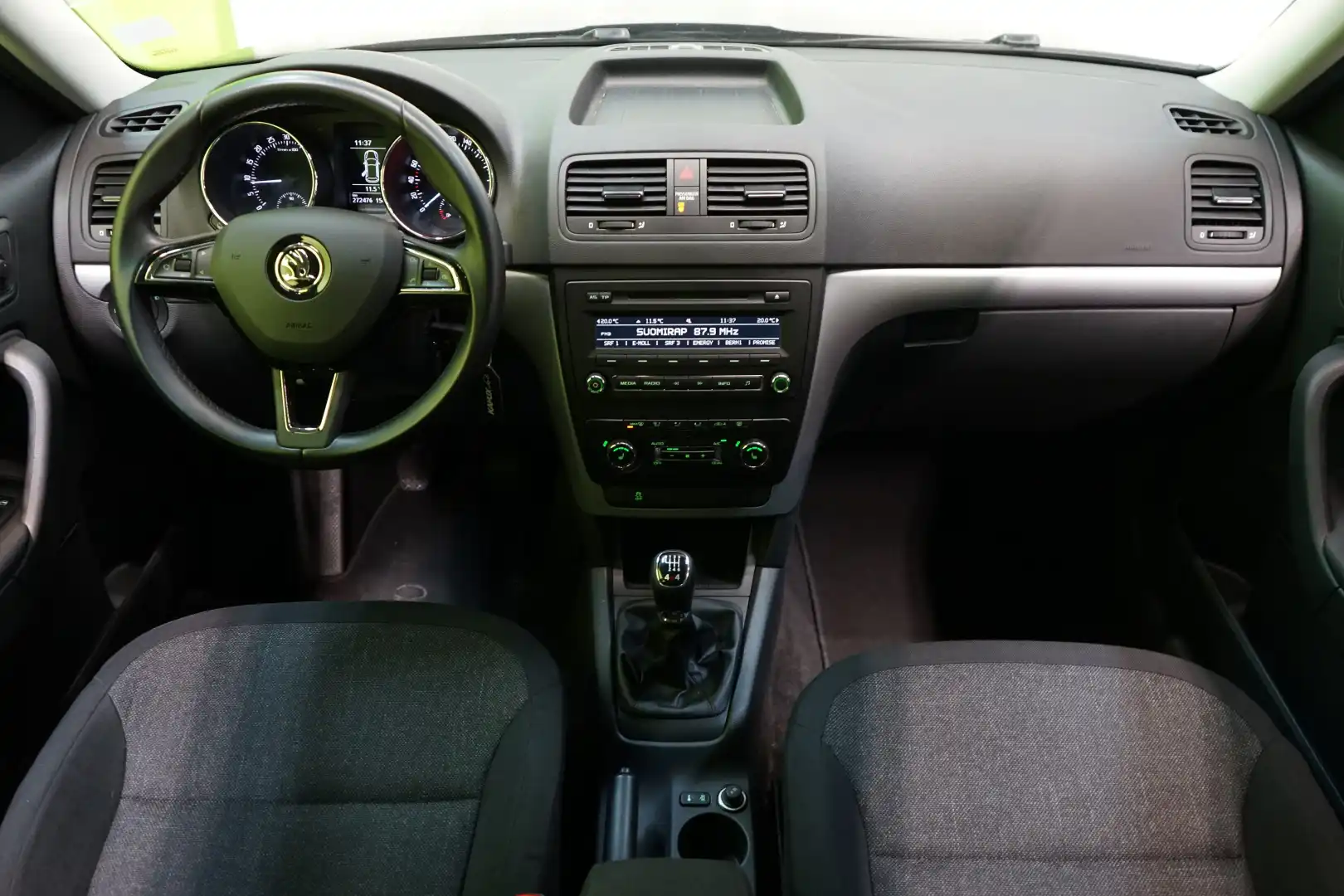 car-image