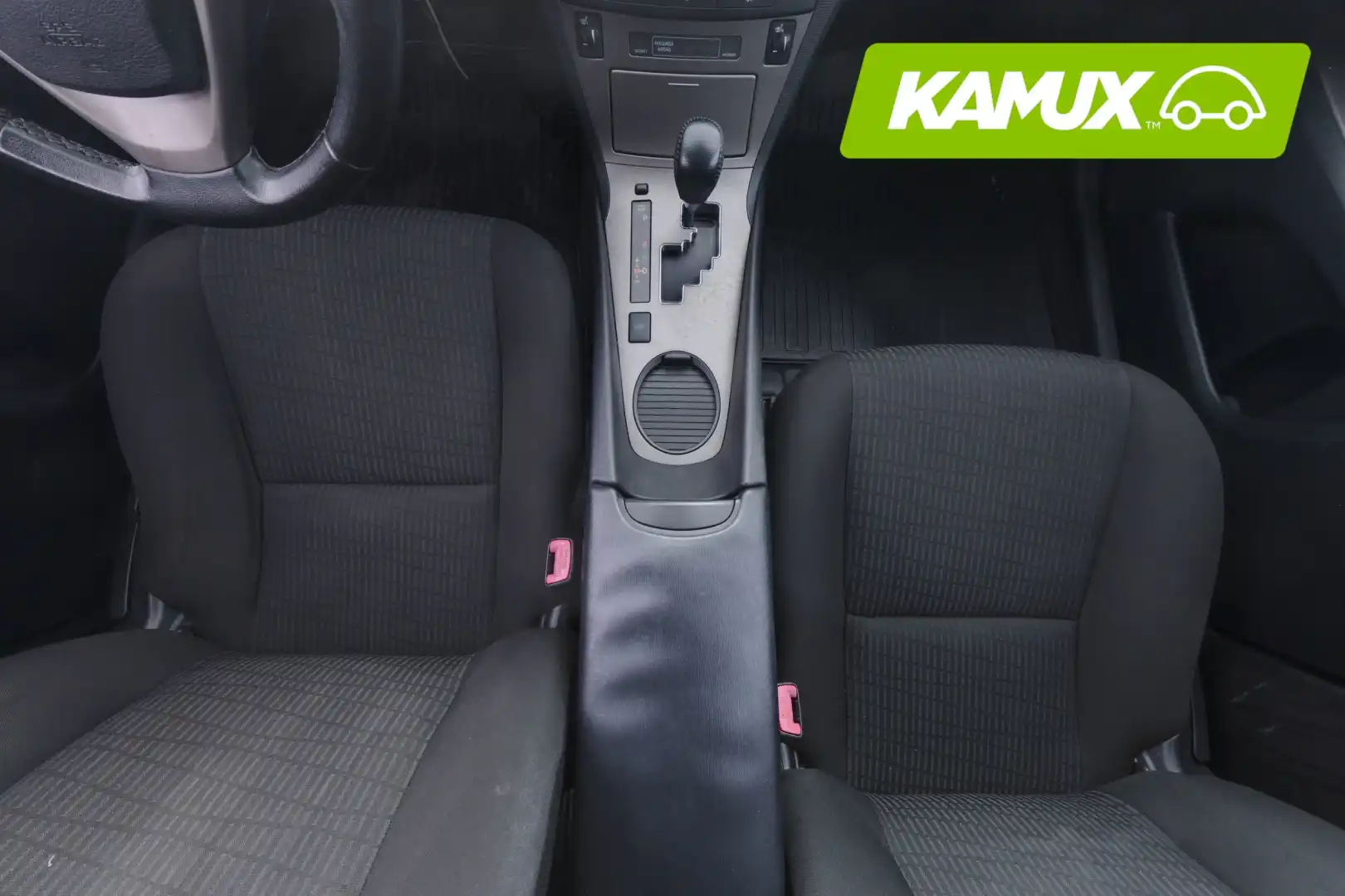 car-image