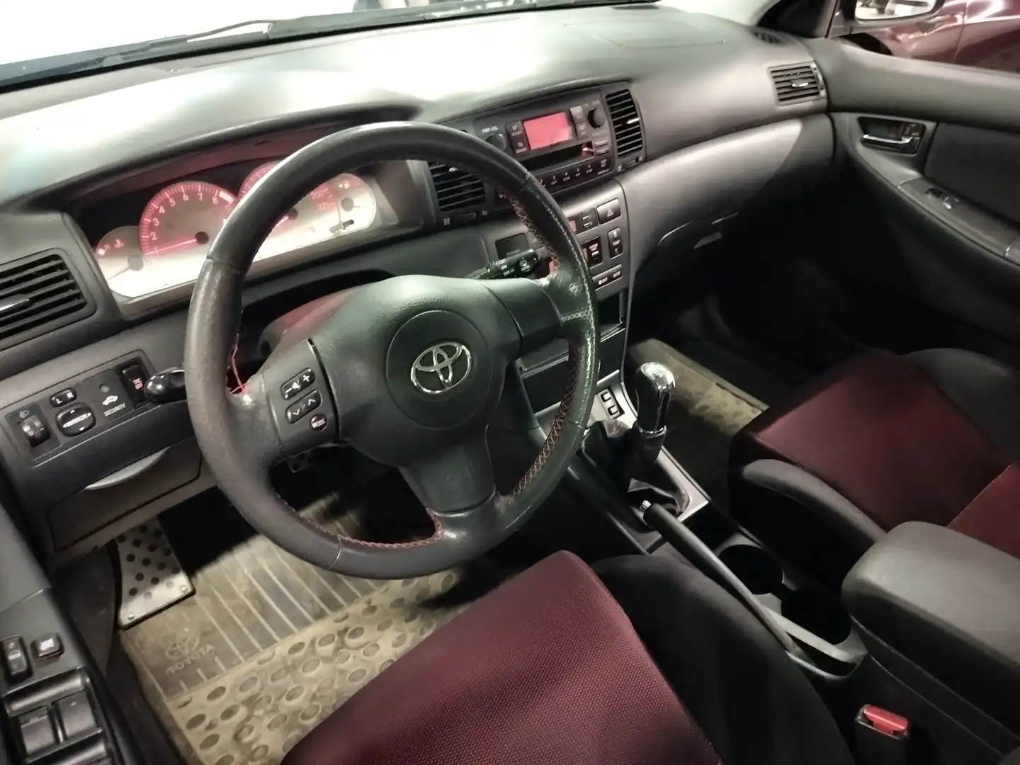 car-image