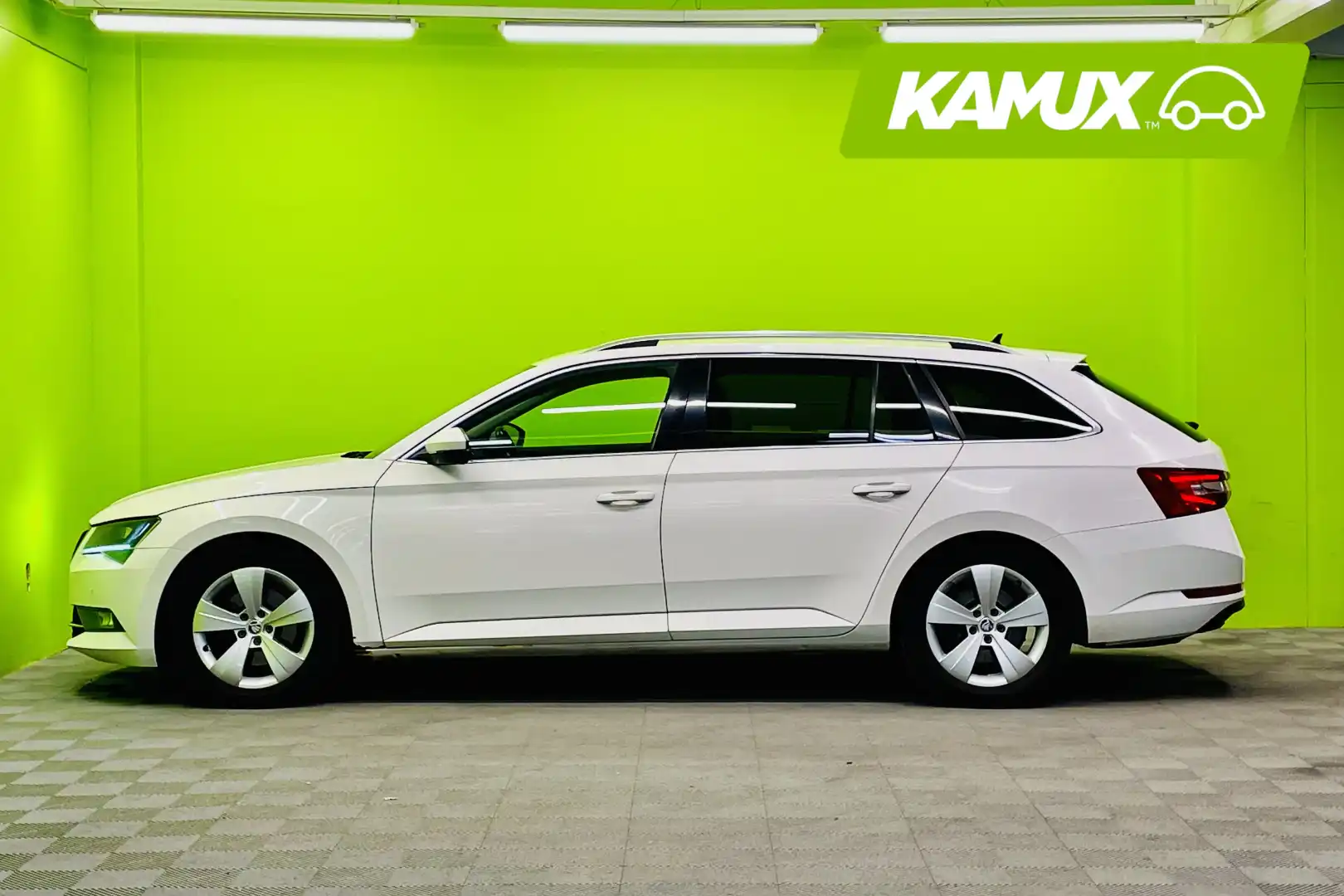 car-image