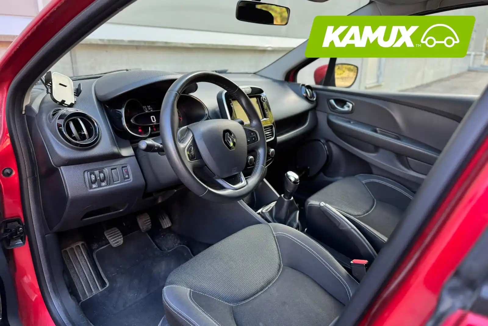 car-image