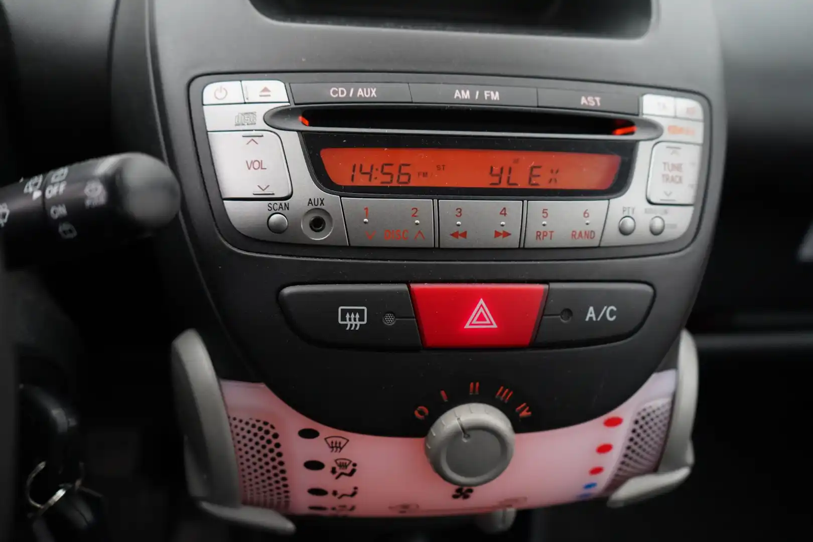 car-image