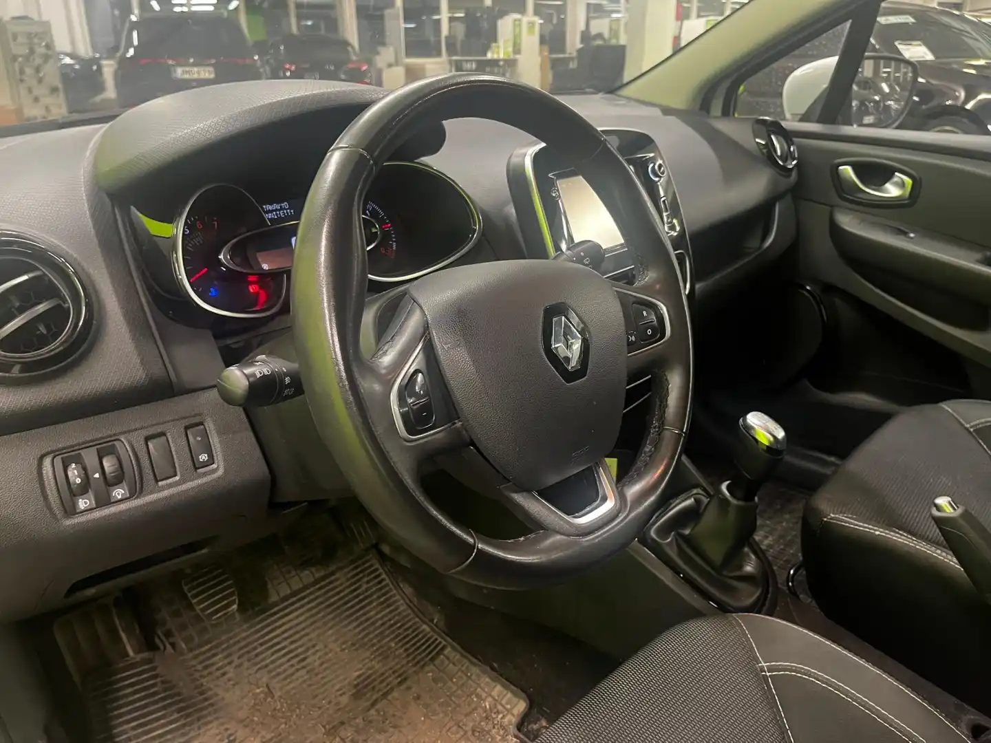 car-image
