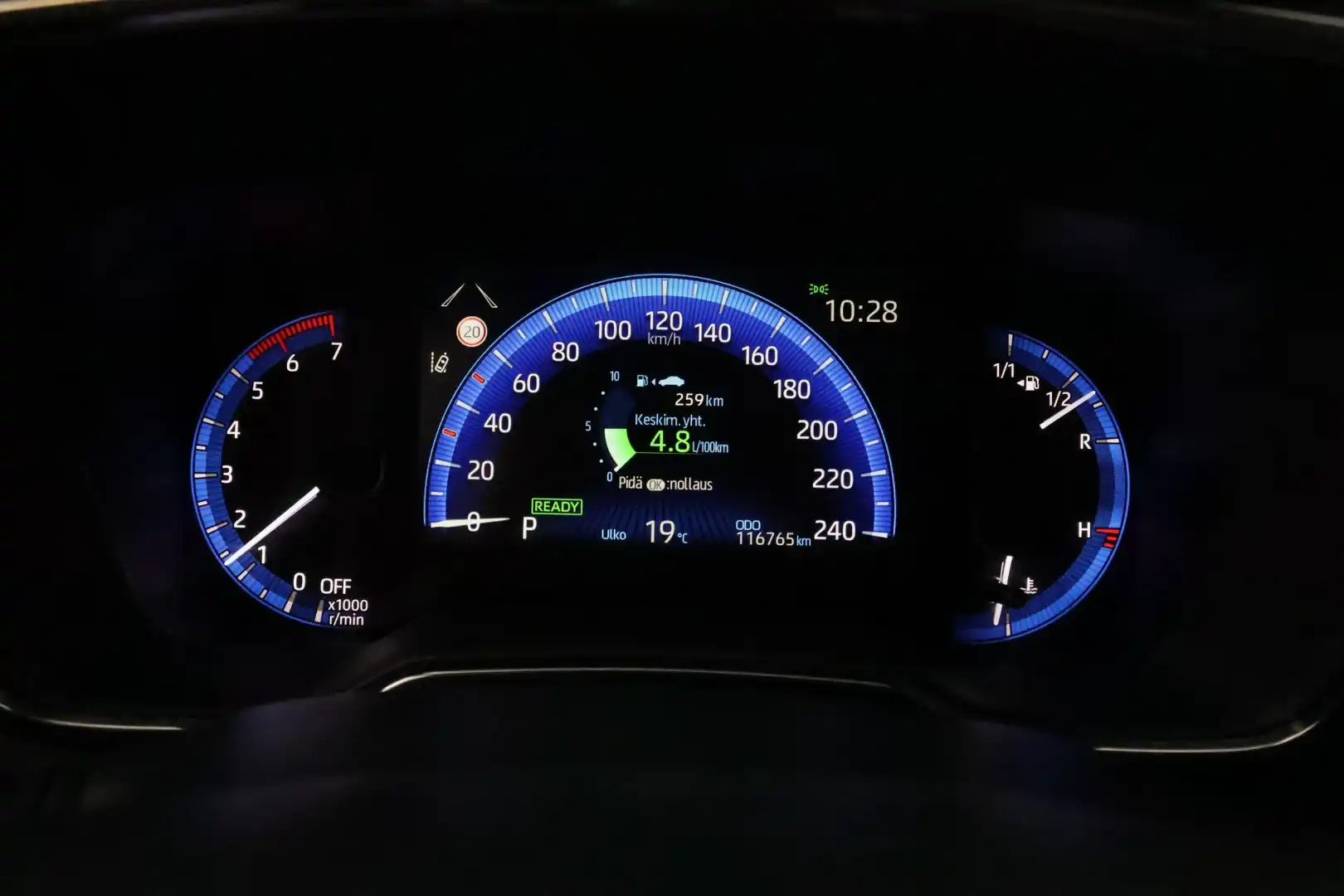 car-image