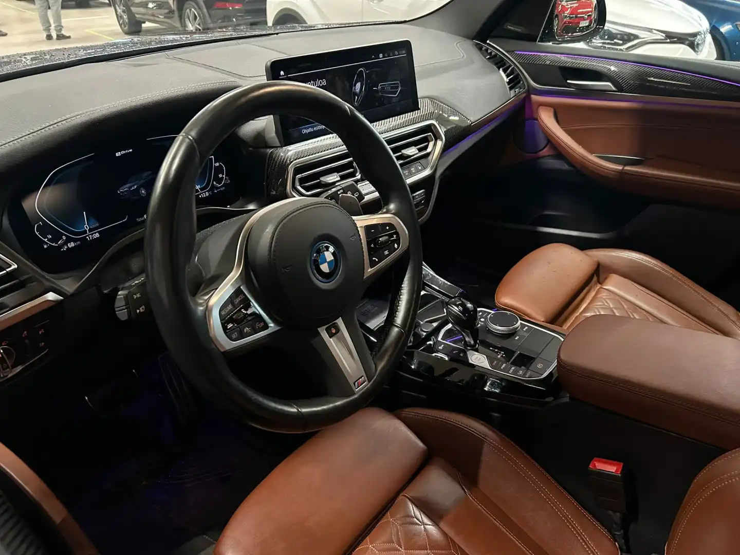 car-image